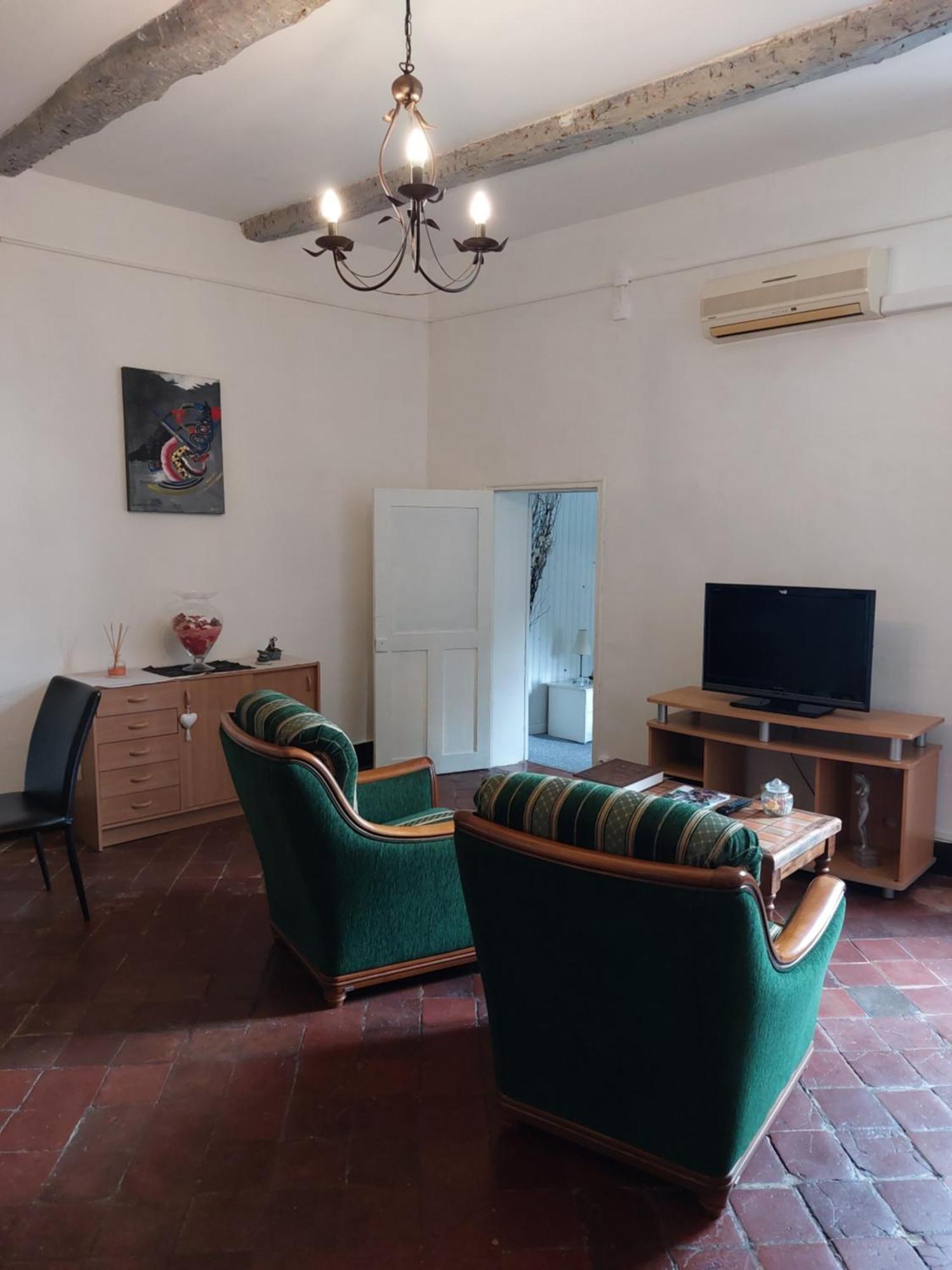 La Quietude Hotel Котиняк Екстериор снимка